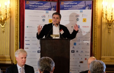 Τσακαλώτος: Οι επενδυτές ανησυχούν για τις τράπεζες, αλλά βλέπουν ότι επιτυγχάνονται οι στόχοι - Σύντομα η προκήρυξη για το Ελληνικό