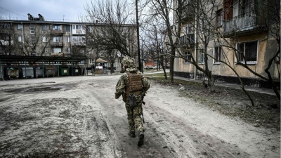 Επικίνδυνο «παιχνίδι» από την Ουκρανία - Σε εξέλιξη πογκρόμ, επιδρομές και αναγκαστικές επιστρατεύσεις στη Zaporizhia