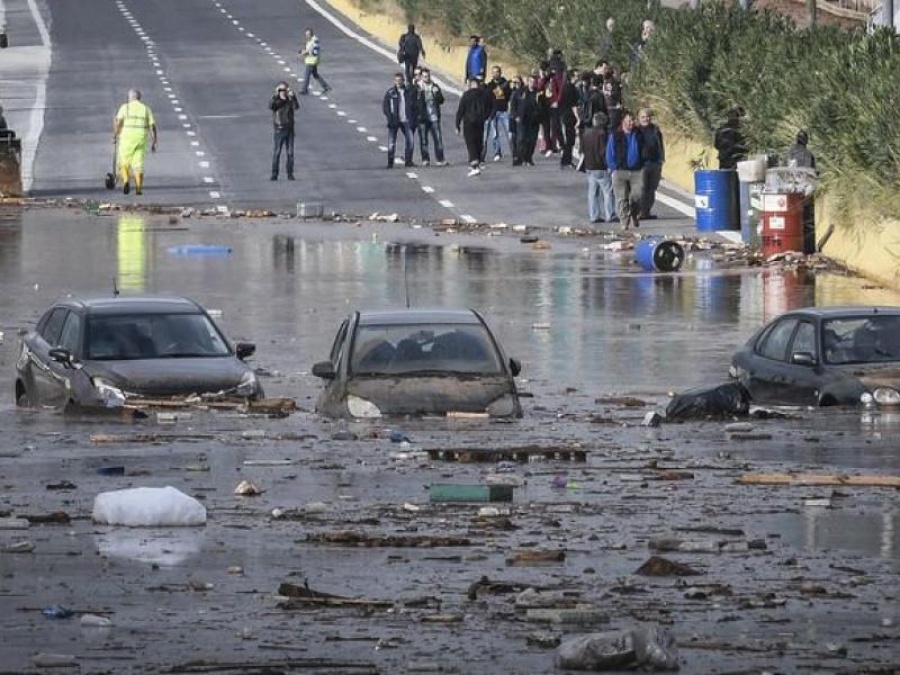 Ανοίγει ο διάλογος κράτους - Ασφαλιστικών εταιριών για την αντιμετώπιση φυσικών καταστροφών