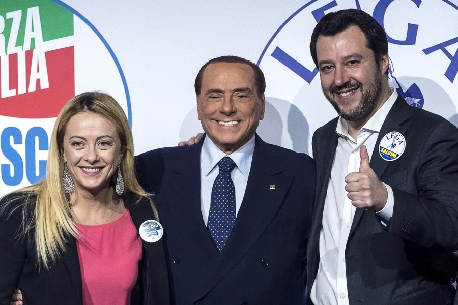 Ιταλικές εκλογές 2022: O δεξιός συνασπισμός αναδεικνύεται κυβέρνηση με 44%. Μεγάλη νίκη της ακροδεξιάς Meloni με 26,4%