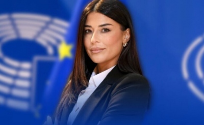 To ασήμαντο κόμμα της Λατινοπούλου προωθείται για εταίρος του Μητσοτάκη… αλλά σχεδιάζουν με άγνοια κινδύνου