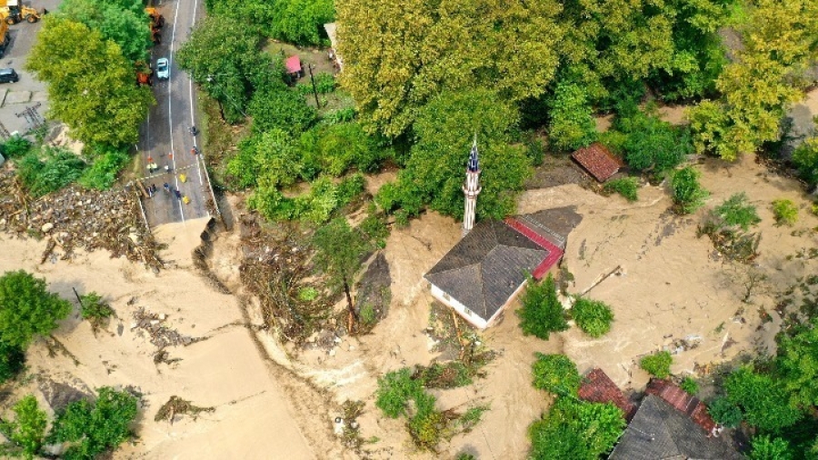 Τουρκία: Τουλάχιστον 44 νεκροί από τις σαρωτικές πλημμύρες στην περιοχή της Μαύρης Θάλασσας