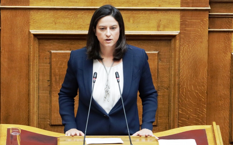 Κεραμέως (Υπ. Παιδείας): Πιθανή η ακύρωση των μαθητικών παρελάσεων λόγω κορωνοϊού