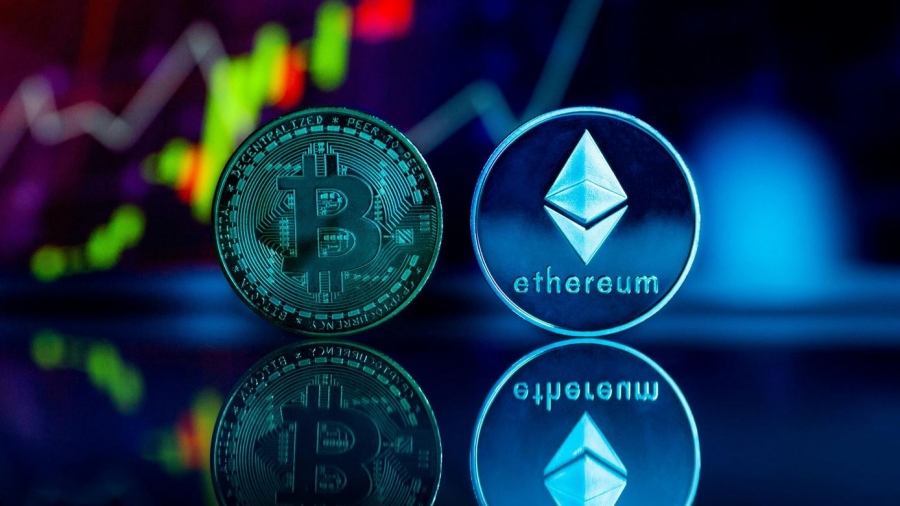 Μεγάλο ξεκαθάρισμα στα crypto μετά το κραχ - Το Bitcoin και το Ethereum ανακάμπτουν, τα altcoins βυθίζονται