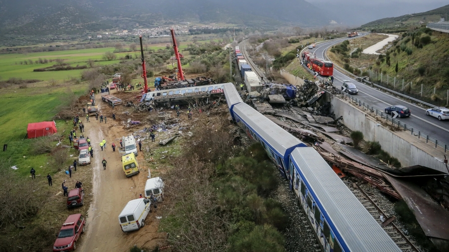 Συνελήφθη ο σταθμάρχης Λάρισας για το δυστύχημα στα Τέμπη: Έδωσα εντολή για αλλαγή στην τροχιά, αλλά το σύστημα δεν υπάκουσε