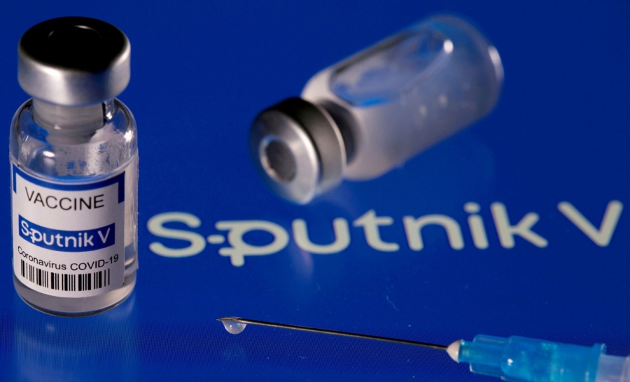 ΕΜΑ: Το εμβόλιο Sputnik-V βρίσκεται στο στάδιο της διαδοχικής εξέτασης