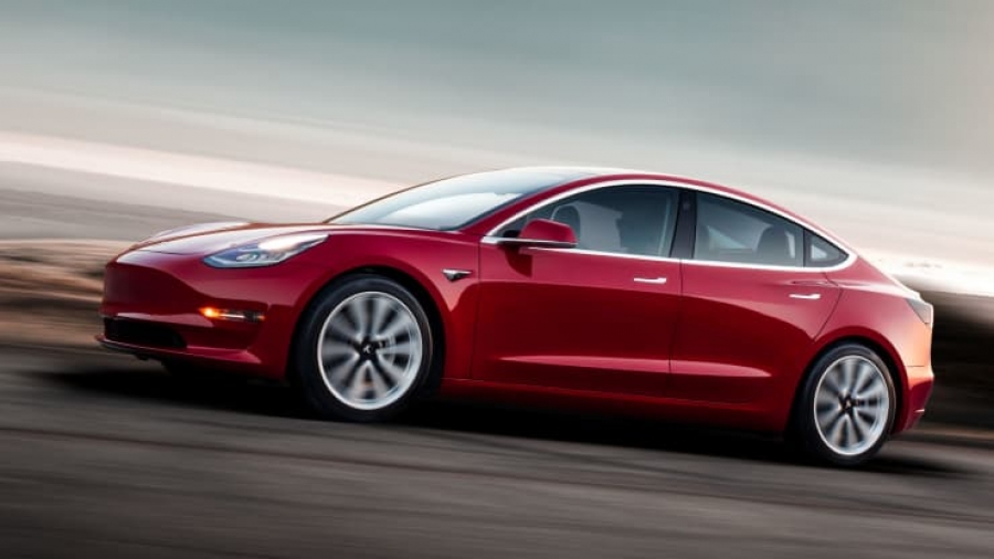 Tesla: Παρέδωσε 184.800 οχήματα το πρώτο τρίμηνο του 2021, στα 180.338 η παραγωγή
