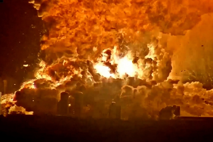 Άλλη μία αποτυχία για Elon Musk – Έκρηξη - σοκ στο Τέξας κατά τη δοκιμή διαστημοπλοίου της SpaceX