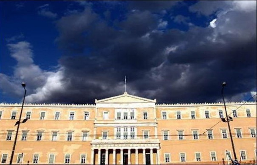 Συμφωνούν για την κατάτμηση της Β΄Αθήνας τα κόμματα, αλλά διαφωνούν κατηγορηματικά στη διαδικασία