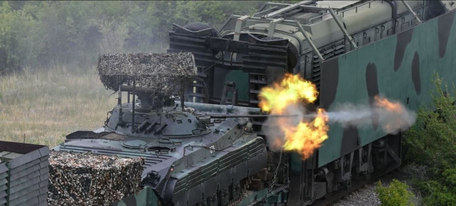 Τρένο Yenisei: Το ρωσικό τεθωρακισμένο κτήνος με μήκος 131 μέτρα και πολλαπλά πολυβόλα πήγε Ουκρανία