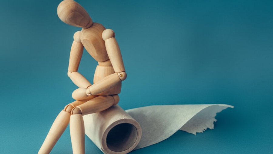 Δυσκοιλιότητα και ορθοπρωκτικές παθήσεις: Πώς συνδέονται