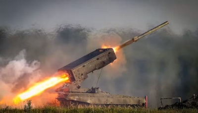 TOS -1: Το ρωσικό «υγρό πυρ» στην Ουκρανία – Σαν... τον λίβα που καίει τα σπαρτά