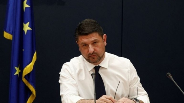 Ακύρωσε το πρόγραμμά του στην 90ή ΔΕΘ ο Χαρδαλιάς, μετά την αεροπορική τραγωδία στην Τανάγρα