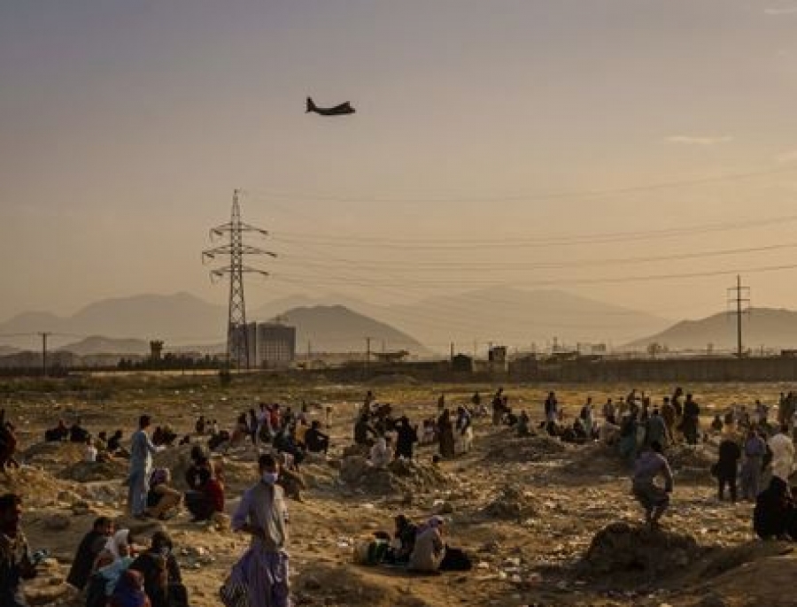 Αφγανιστάν: Εν αναμονή της παράδοσης του αεροδρομίου της Καμπούλ οι Taliban -Υπό την απειλή επιθέσεων η εκκένωση