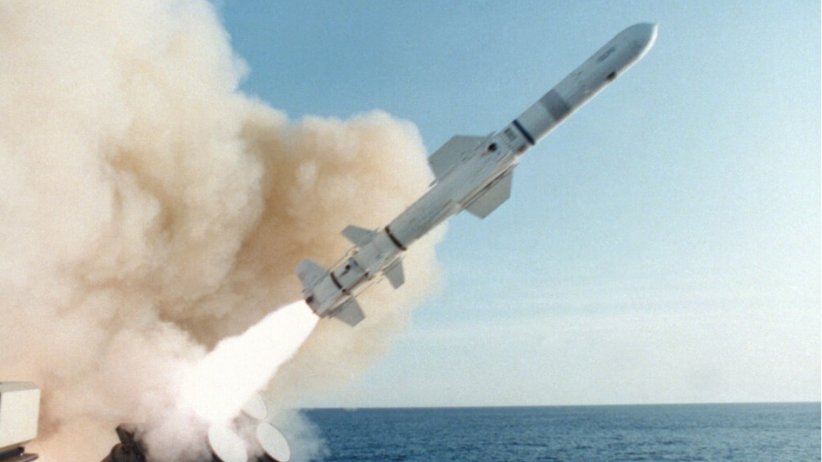 Έρχονται πύρινες ημέρες – Η Ταϊβάν ενσωματώνει υπερηχητικούς πυραύλους HF-2 στα πολεμικά της πλοία για να κατατροπώσει την Κίνα