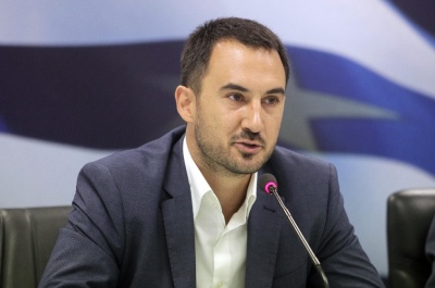 Χαρίτσης: Να μη διανοηθούν να εκλάβουν την κρίση ως ευκαιρία για διάλυση των εργασιακών σχέσεων