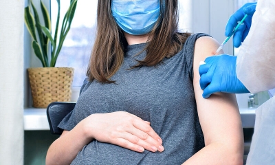 Γιαννάκος (ΠΟΕΔΗΝ): Γιατροί «φρενάρουν» εγκύους να εμβολιαστούν για τον κορωνοϊό