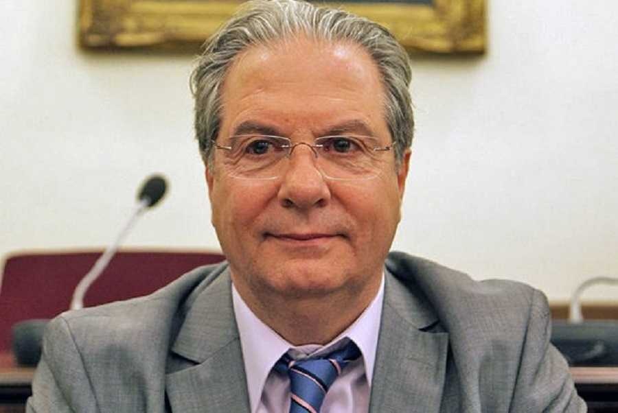 Μπενίσης (ΕΥΔΑΠ): Θα αγοράσω γεννήτριες κι ας έρθουν να με μαζέψουν