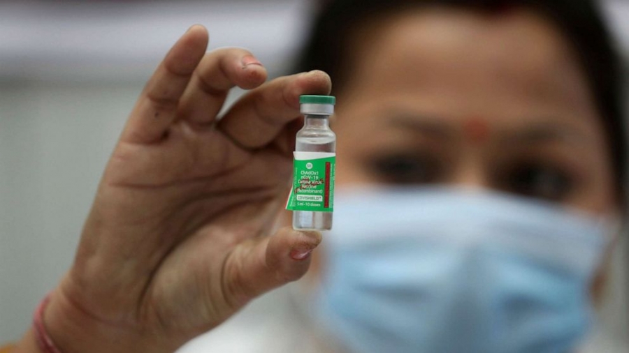 Ινδία: Περισσότεροι από 1 εκατ. εμβολιασμοί σε λιγότερο από μια εβδομάδα