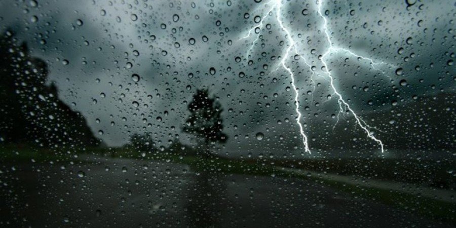 Προσοχή κακοκαιρία - Μήνυμα του 112 σε 10 περιοχές της Ελλάδας για έντονα καιρικά φαινόμενα