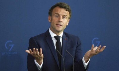 Macron: Όταν η βιομηχανία φθίνει η χώρα καθίσταται ανίκανη να παραγάγει πλούτο