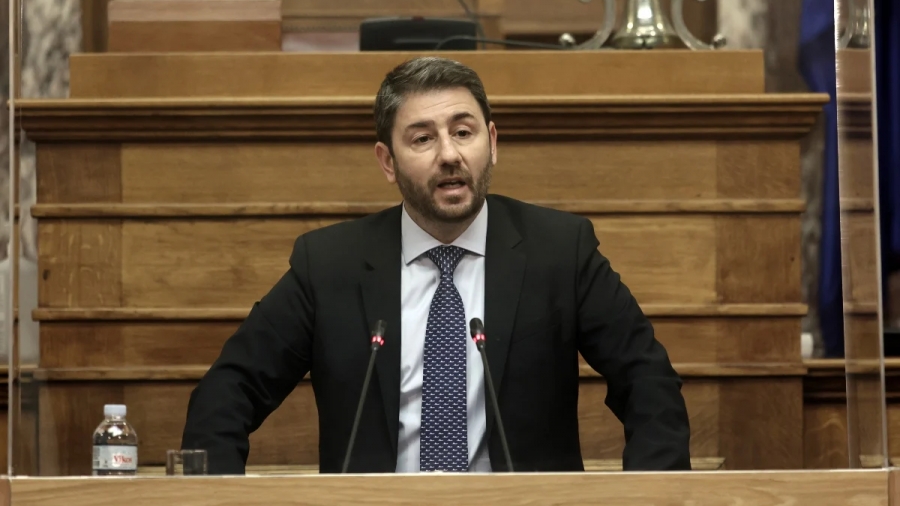 Ανδρουλάκης: Οικογενειακή συνήθεια του Μητσοτάκη, να απλώνεται πέρα από τη ΝΔ - Η Καϊλή να παραδώσει την έδρα