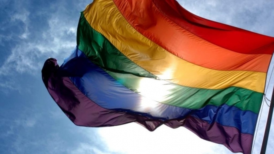 Άρθρο - κόλαφος 160 προσωπικοτήτων για τις καταχρηστικές ελευθερίες των ΛΟΑΤΚΙ και για την υπογεννητικότητα