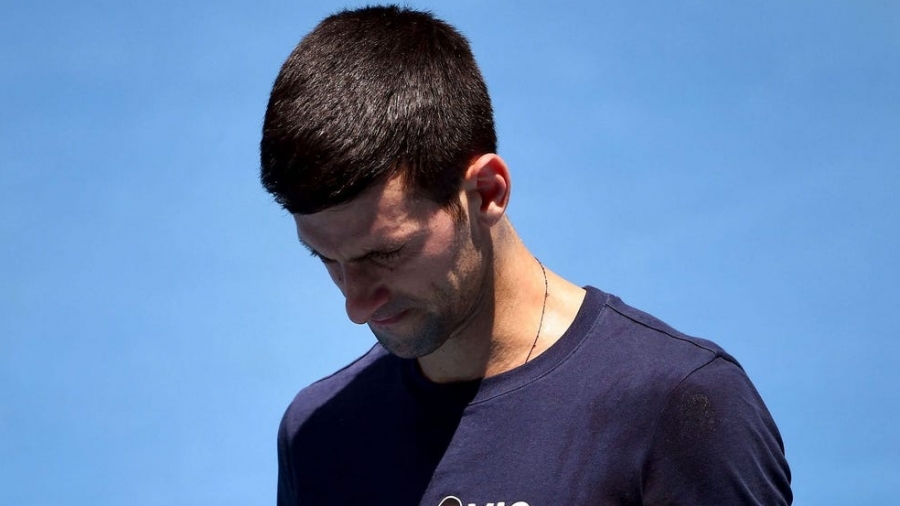 Αντιμέτωπος με ποινή φυλάκισης σε Αυστραλία και Σερβία ο Djokovic - Έκθετος λόγω ψευδούς ταξιδιωτικής δήλωσης