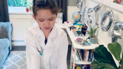 Μεγάλη Βρετανία: Επτάχρονη εκτόξευσε αυτοσχέδιο πύραυλο από το σπίτι της