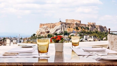 Φθηνότερο city break η Αθήνα: Πόσα πληρώνουν οι Βρετανοί για ένα Σαββατοκύριακο