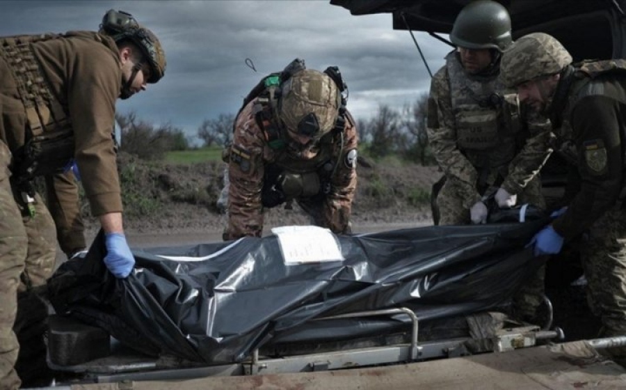 Σοκ: Οι 6.000 νεκροί στρατιώτες βόμβα για τον προϋπολογισμό της Ουκρανίας  - O Zelensky κρύβει πτώματα για να μη δώσει 2,2 δισ δολ