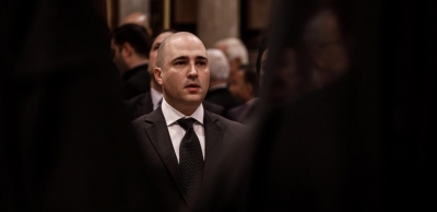 Σάλος με Μπογδάνο - Να διαγραφεί ζητά ο ΣΥΡΙΖΑ - Είναι κατ' επάγγελμα και κατά συρροή χαφιές λέει το ΚΚΕ