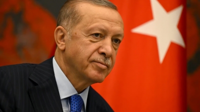 Ενισχύεται η Τουρκία - Erdogan: Στον στόλο μας το 1ο πλοίο μη επανδρωμένων αεροσκαφών, η φρεγάτα Istanbul και νέο υποβρύχιο