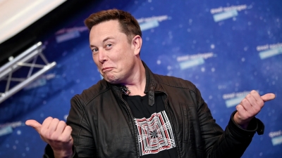 Ο Musk... ξεφορτώνεται την Tesla - Πούλησε μετοχές αξίας 963 εκατ. δολ.