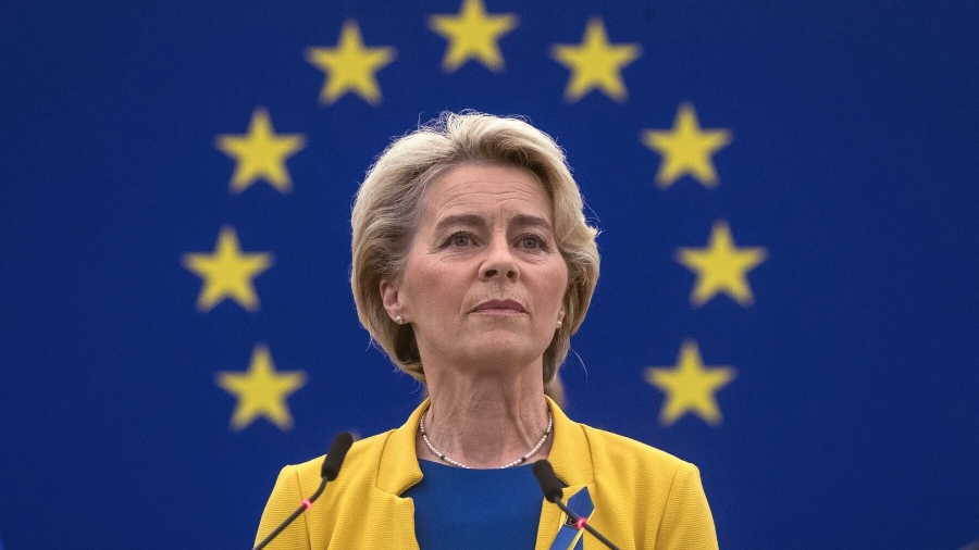 «Στρατηγικό λάθος» η επιστροφή στη ρωσική ενέργεια για την ανάλγητη και δογματική Von der Leyen