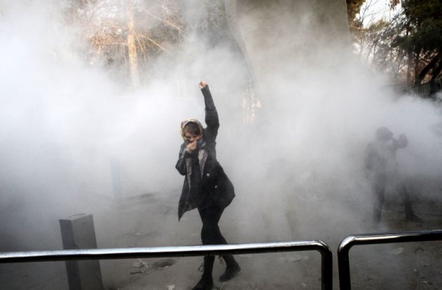 Ιράν: «Μισθοφόροι» των ΗΠΑ οι διαδηλωτές που διαμαρτύρονται για την αύξηση στην τιμή της βενζίνης