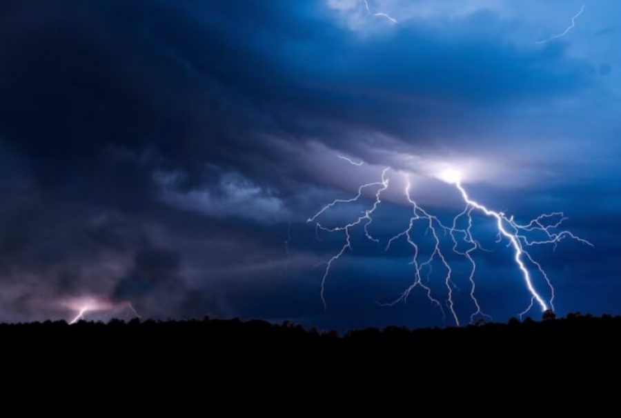 Τα γυρίζει ο καιρός: Επικίνδυνες καταιγίδες τις επόμενες ώρες