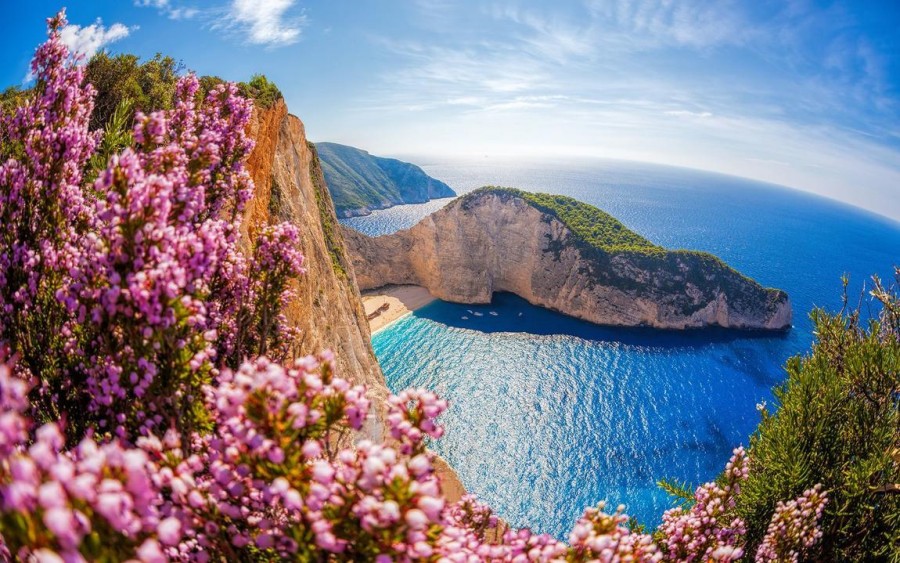 Έξι ελληνικά νησιά στα 10 καλύτερα της Ευρώπης