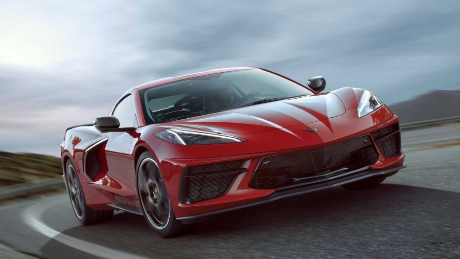H νέα Chevrolet C8 Corvette Stingray έχει στο κέντρο έναν V8 με 502 άλογα!
