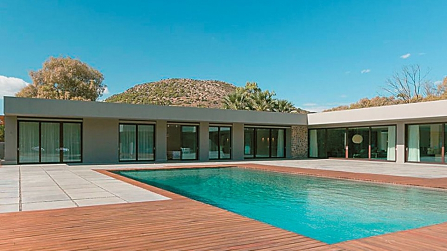 Πουλήθηκε η χρυσή βίλα του Αριστοτέλη Ωνάση στο Λαγονήσι σε Άραβα κροίσο