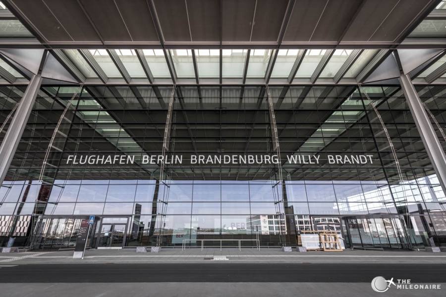 Γερμανία: Ανοίγει μετά από 10 χρόνια καθυστέρησης το νέο αεροδρόμιο του Βερολίνου - Κλείνει το Tagel