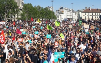 Γαλλία: Ογκώδης διαδήλωση στο Παρίσι κατά των μεταρρυθμίσεων του Macron