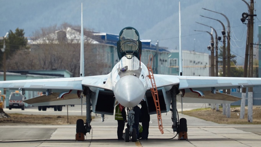 Συναγερμός στο Kursk: Αναφορές για σύγκρουση μεταξύ δύο Su-35S - Θρίλερ με την τύχη των πιλότων