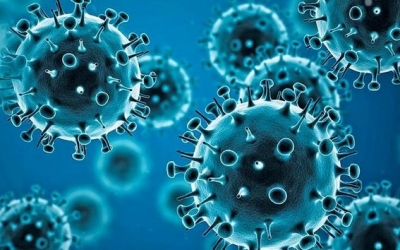 Πανδημία: Οι λόγοι των επαναλοιμώξεων και ο ρόλος των εμβολίων