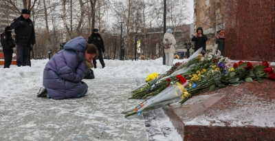 Ρωσία: Αντιπολεμικές διαδηλώσεις και συλλήψεις από την Αγία Πετρούπολη έως τη Σιβηρία