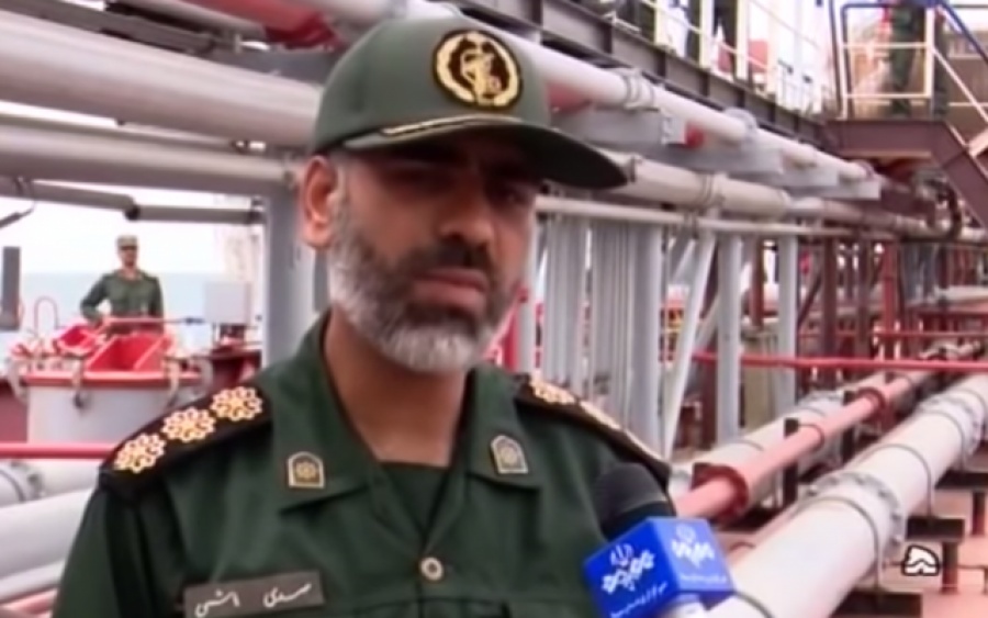 Tangsiri (Αρχηγός ΠΝ Ιράν): Πόλεμο θα πυροδοτήσει η παρουσία το Ισραήλ στον Κόλπο