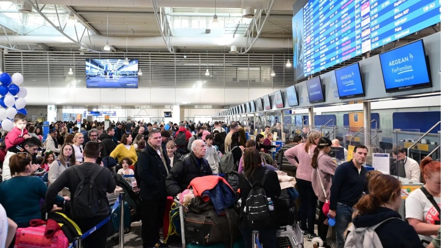 Διεθνής διασυρμός με το black out στα ελληνικά αεροδρόμια - Παρέμβαση εισαγγελέα για το χάος - Παραδοχή Δήμα: Έχουμε παλαιά συστήματα