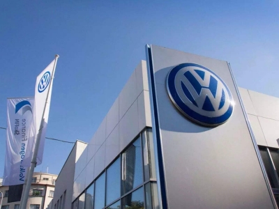 Η Volkswagen γυρνά την πλάτη της στη Ρωσία - Ανακοίνωσε αναστολή λειτουργίας των εργοστασίων της
