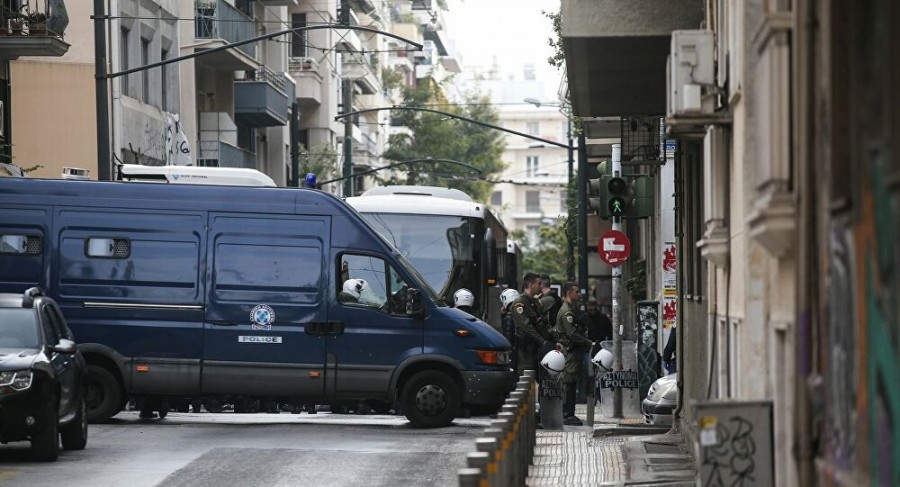 Νέα αστυνομική επιχείρηση στα Εξάρχεια για την εκκένωση υπό κατάληψη κτηρίων