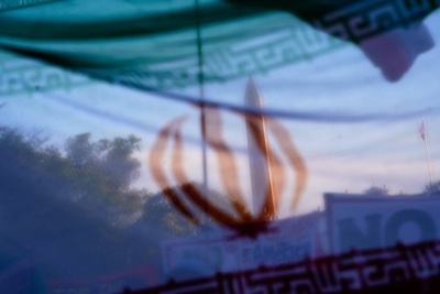 «Από τη φωτιά στις αναμμένες φλόγες» - Ωφελεί η κατάπαυση του πυρός ΗΠΑ-Ιράν τη Ρωσία;